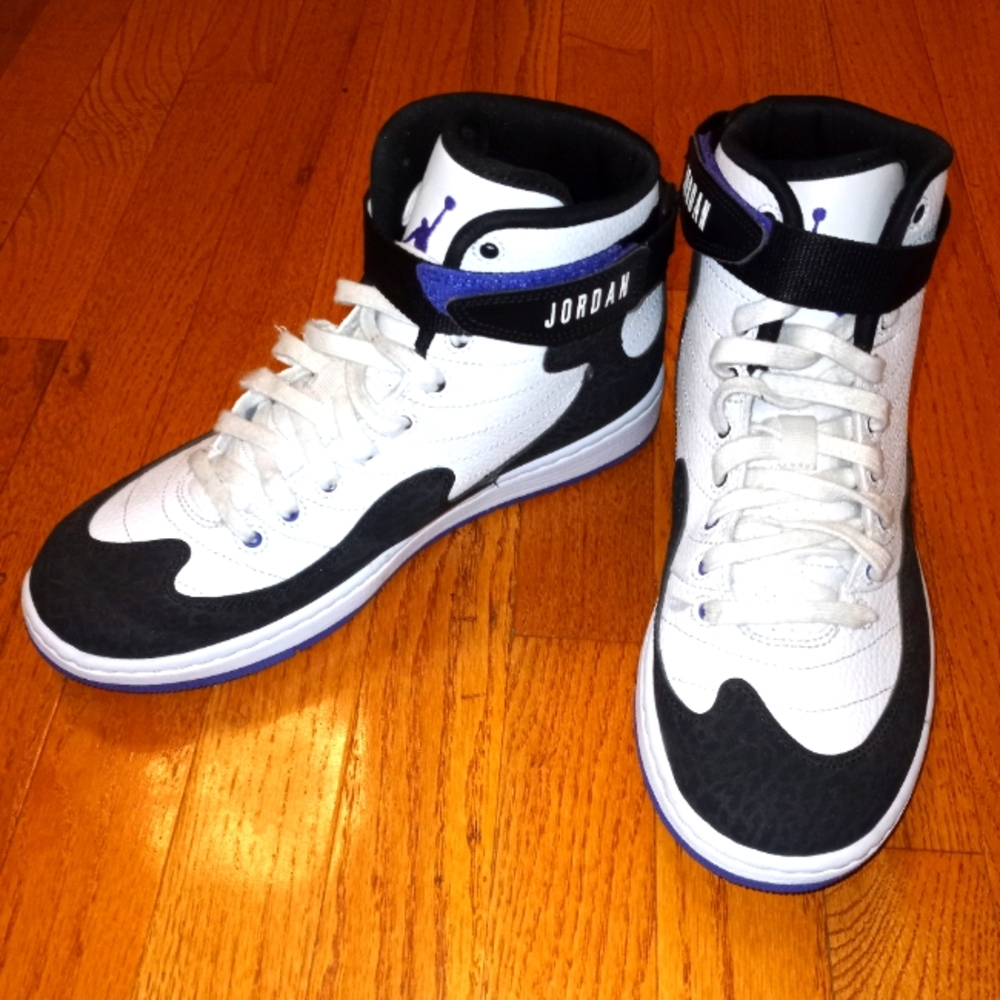 ****SOLD*****   Nike Air Jordan Black White and Purple  *****SOLD*****